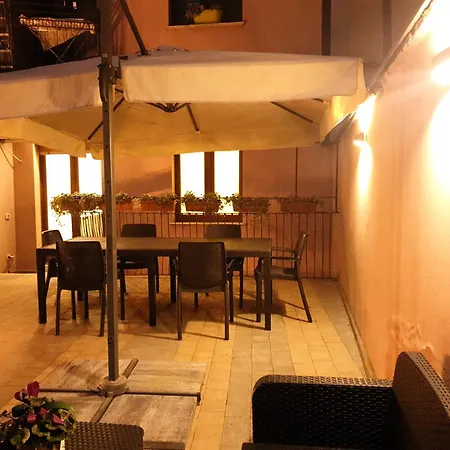 Terrace Charming In Milano Centrale Exterior foto